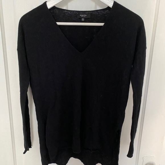 Aritzia Babaton Erin Sweater - Picture 1 of 5